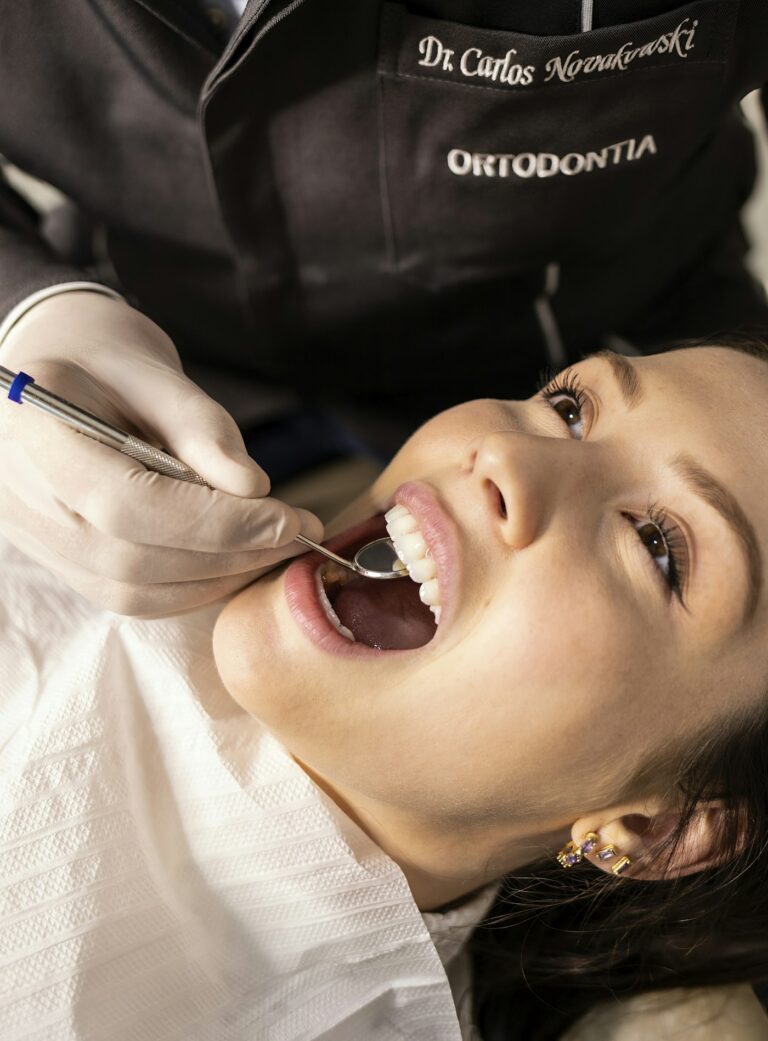 Tooth-coloured filling